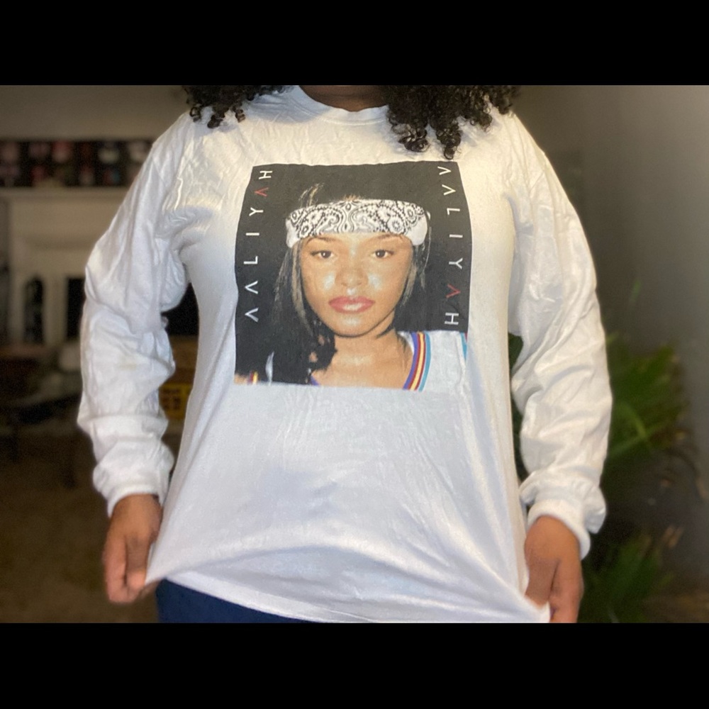 Graphic tee